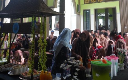 SMPN 2 Sukodono Gelar Pameran dan Bazar dalam Rangka Gelar Karya P5