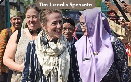 KUNJUNGAN SARAH SLADEN KE SEKOLAH TOLERANSI SMP NEGERI 1 TAMAN