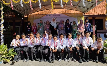 Kesakralan Purnawiyata SDN Lemahputro 1 Sidoarjo