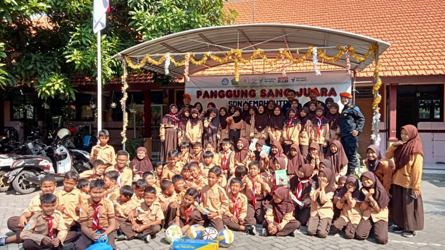 Edukasi Perkeretaapian: PT KAI Surabaya Gelar Sosialisasi di SDN Lemahputro 1 Sidoarjo