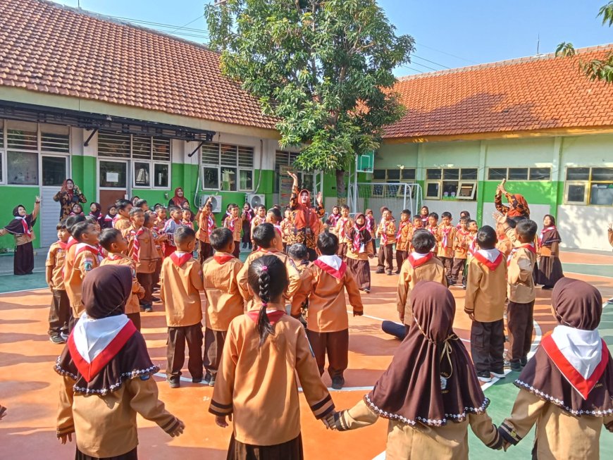 PENUTUPAN MASA PENGENALAN LINGKUNGAN SEKOLAH (MPLS) SDN CANDI DENGAN PELEPASAN BURUNG PIPIT DAN DO'A BERSAMA