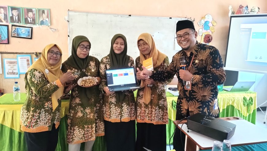 Dongkrak Rapor Pendidikan di Bidang Literasi, 5 SD Negeri Gugus 01 Kec. Jabon Gelar Workshop Gerakan Literasi Sekolah dan Publikasi di Portal MeDSos (Media Digital Sekolah Sidoarjo)