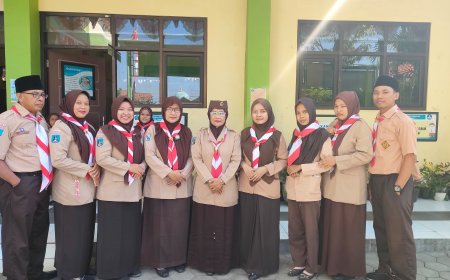 Memperingati Hari Pramuka di SDN Banjarkemuning