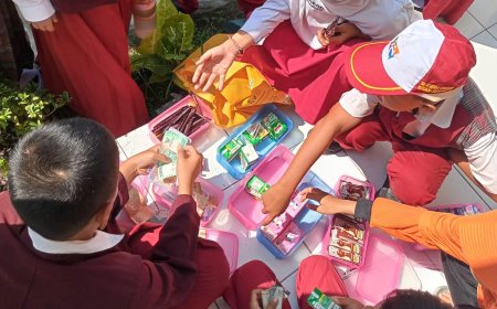 Wirausahawan Sukses Sejak Dini di SDIT Insan Cendekia