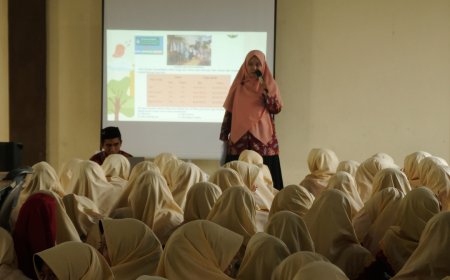 SMP Bilingual Terpadu 2 Gelar Sosialisasi ANBK untuk Santri Kelas VIII
