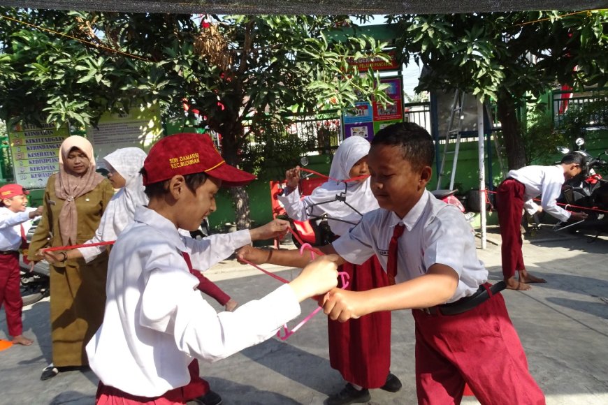Kegiatan Lomba "Semangatku Membara, Indonesiaku Merdeka" di SDN Damarsi