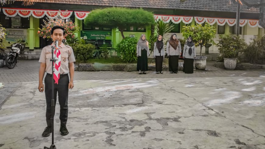 SDN Candinegoro Gelar Upacara Peringatan Hari Pramuka Nasional ke-63