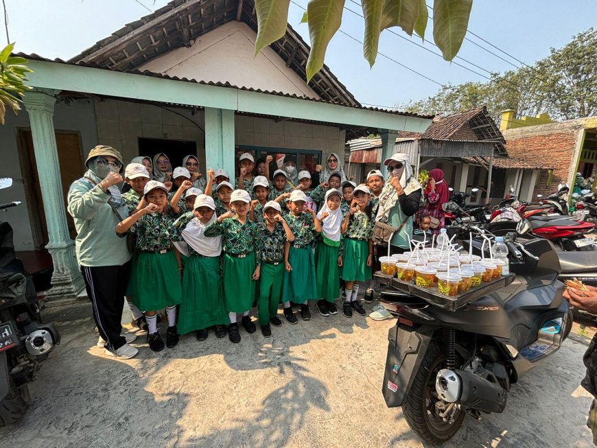 Semangat Kemerdekaan Membara di Gerak Jalan SDN Kramattemenggung 1