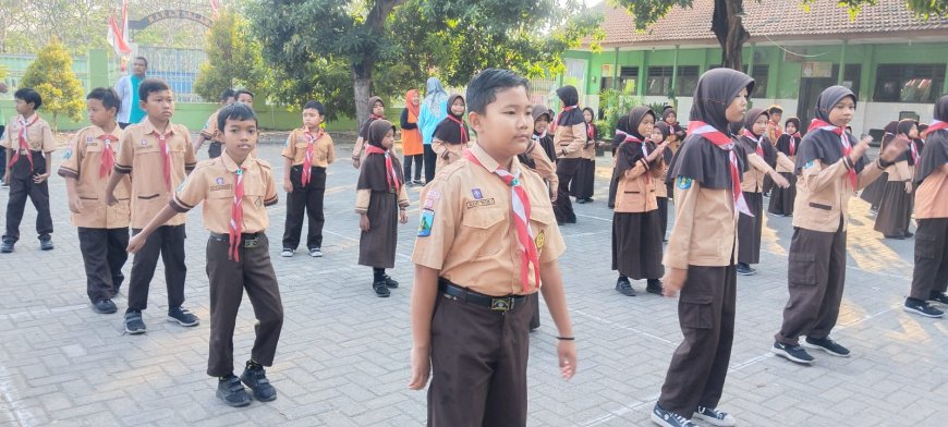 Jumat Sehat Tingkatkan Kebugaran Siswa SDN Mojorangagung