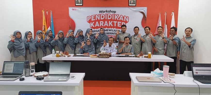 Wujudkan Integritas Karakter Santri, SMP DAFI Pesantren Al Quran Science Gelar Workshop Pendidikan Lintas Generasi