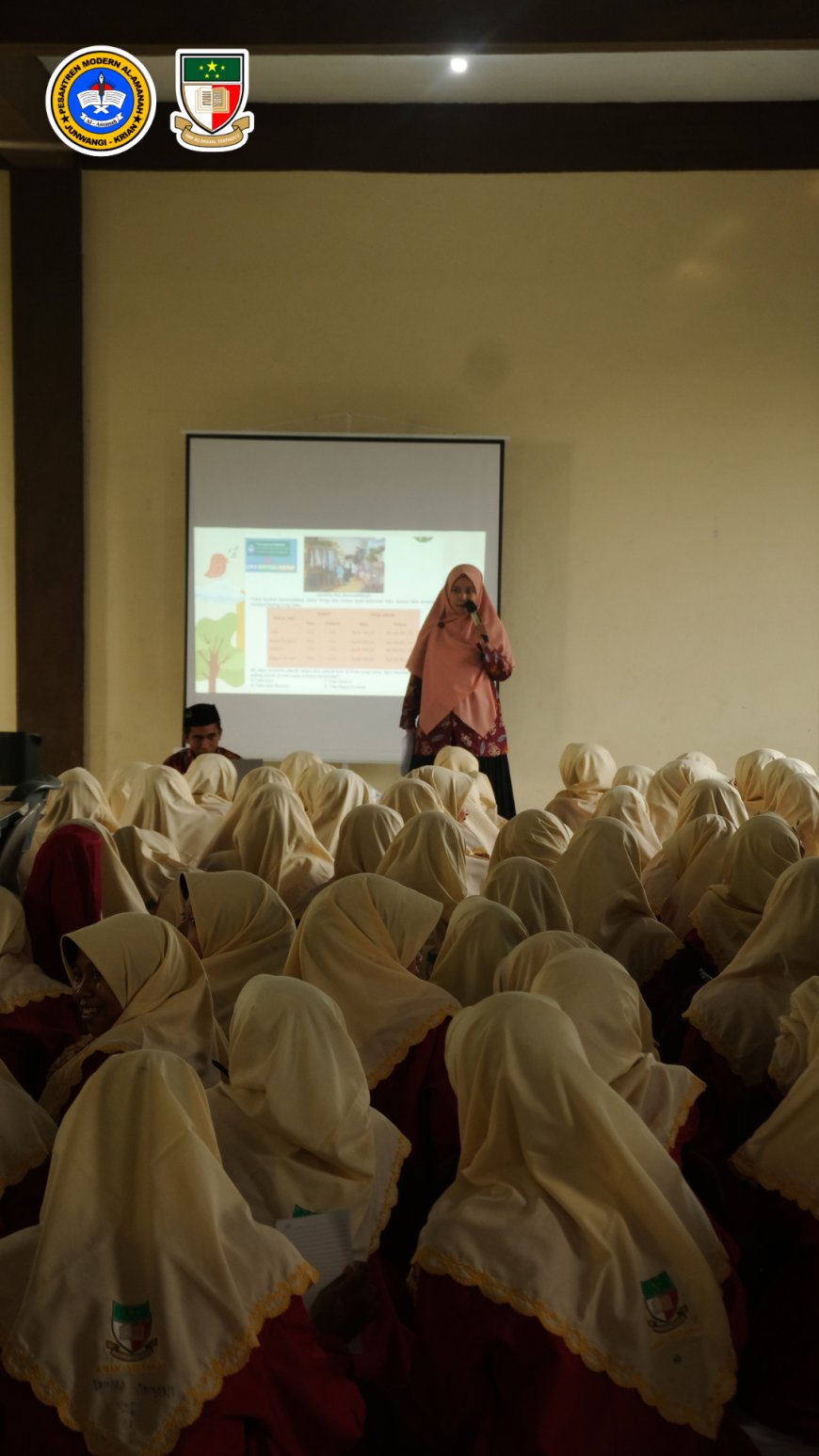 SMP Bilingual Terpadu 2 Gelar Sosialisasi ANBK untuk Santri Kelas VIII