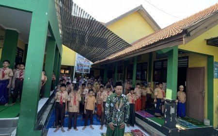 Pembiasaan JEMANI (Jumat Meningkatkan Keimanan) dengan Sholat Dhuha Bersama SDN BOHAR