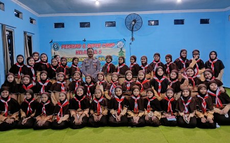 Mengembangkan keterampilan hidup melalui kegiatan pramuka