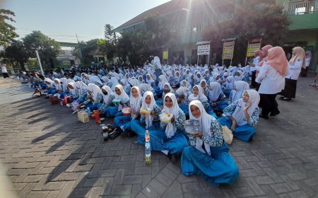Sehat Bersama dengan Gerakan Aksi Bergizi Serentak 2024 di SMP Negeri 2 Candi