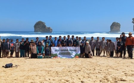 Siswa SMP Sekolah Alam Al Izzah melaksanakan Basic Survival Training untuk Tingkatkan Keterampilan Bertahan Hidup