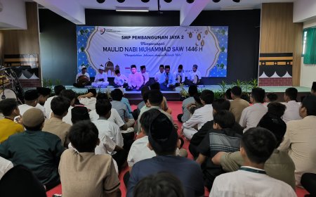 SMP Pembangunan Jaya 2 Sidoarjo Memperingati Maulid Nabi Muhammad SAW 1446 H: Mengokohkan Toleransi dengan Hikmah Nabi