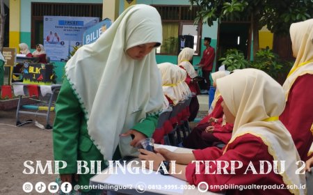 Pesta Demokrasi dalam Pemilihan Ketua dan Wakil OSIS SMP Bilingual Terpadu 2