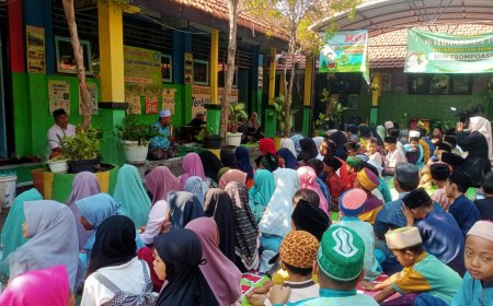 SDN Trompoasri 1 Memperingati Maulid Nabi Muhammad SAW 1446 H / 2024 M dengan Meneladani Nabi Muhammad SAW : "Inspirasi Kebaikan Sepanjang Zaman"