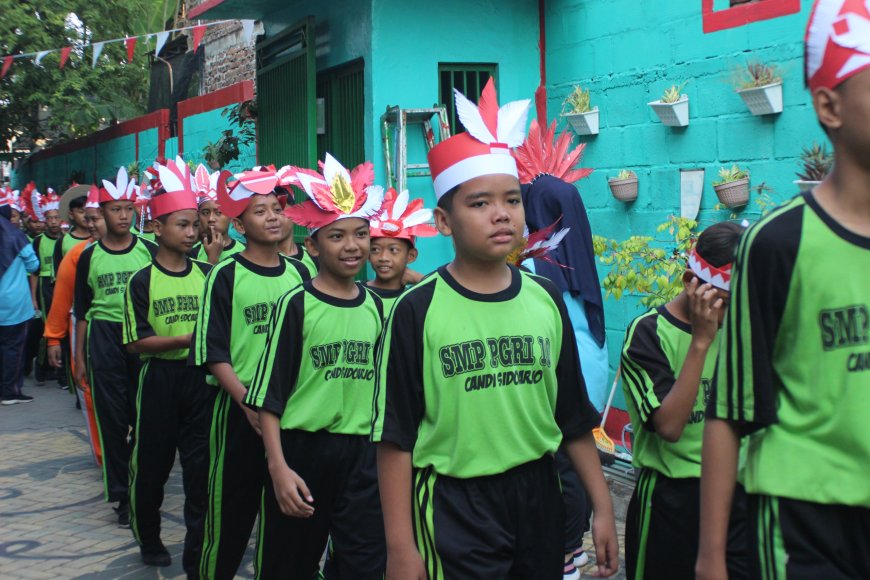 Keseruhan Kemerdekaan di SMP PGRI 10 Candi