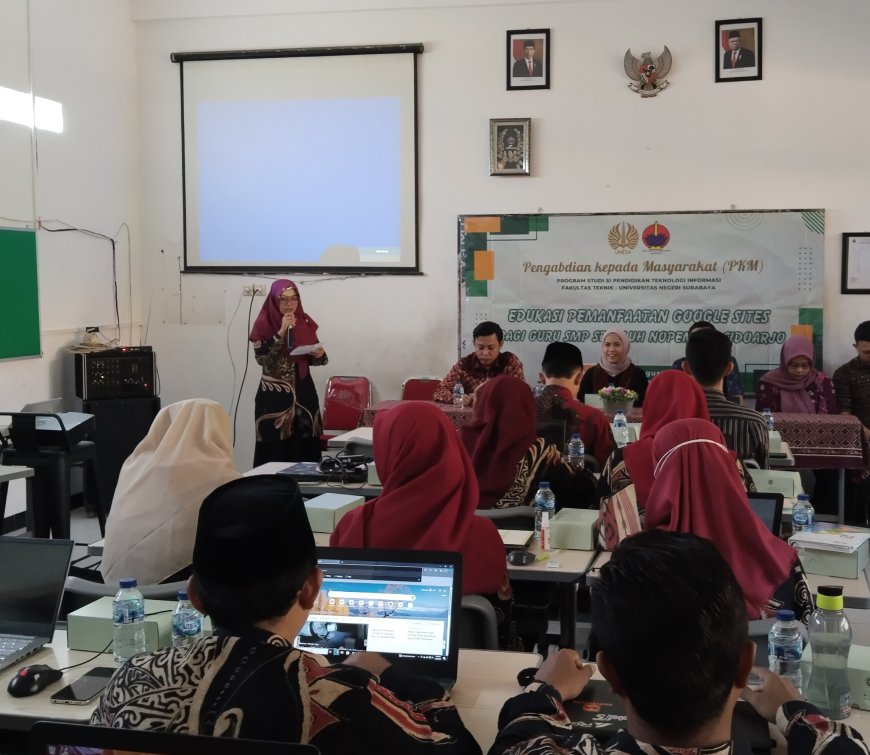 Dosen Unesa Berdayakan Guru SMP Sepuluh Nopember Sidoarjo melalui Workshop Media Pembelajaran