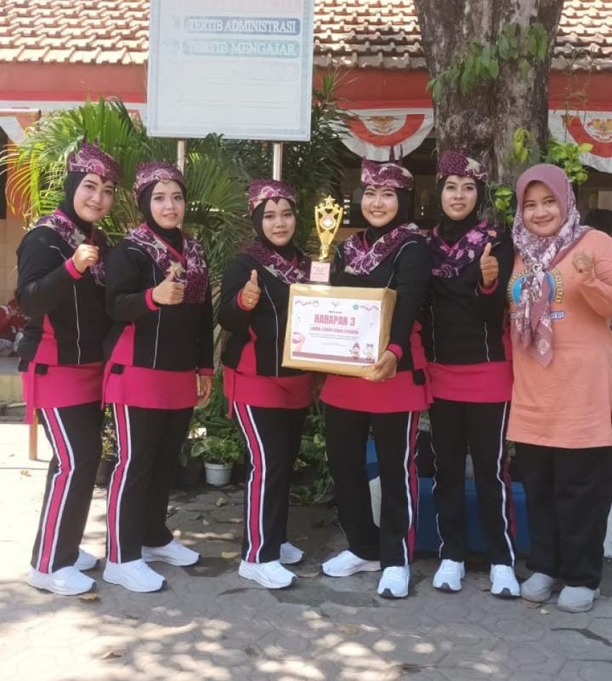 SDN Wedi Raih Juara Harapan di Lomba Senam Udeng Dharmawanita Gedangan