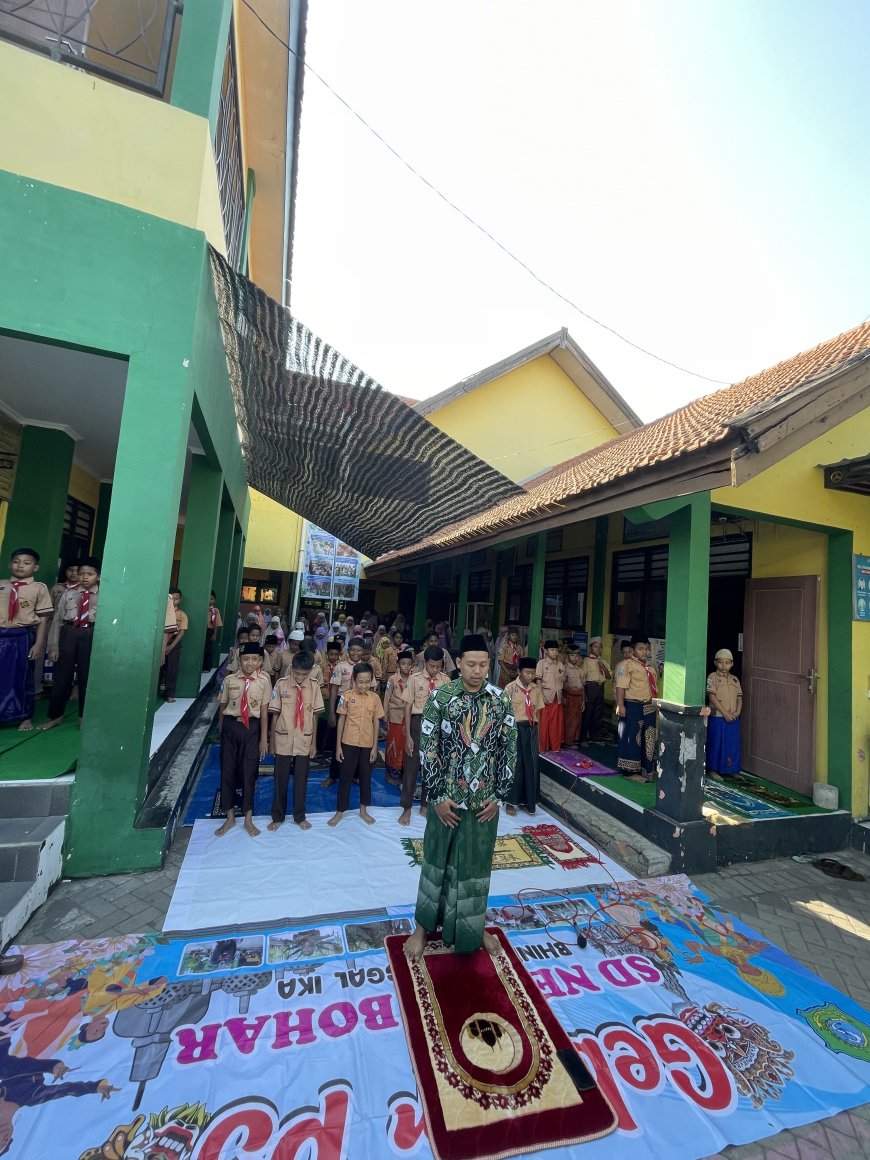 Pembiasaan JEMANI (Jumat Meningkatkan Keimanan) dengan Sholat Dhuha Bersama SDN BOHAR