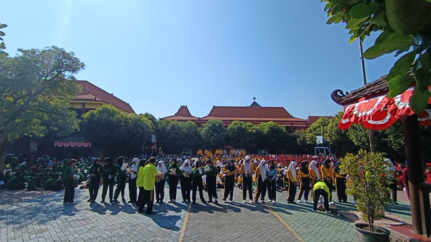 GERAKAN AKSI  BERGIZI DI SMP NEGERI 2 SIDOARJO