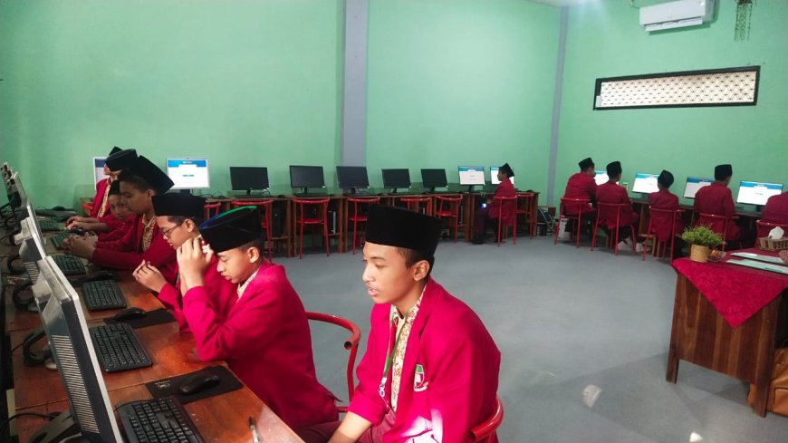 Pelaksanaan ANBK di SMP Bilingual Terpadu Tahun 2024 Berjalan Lancar