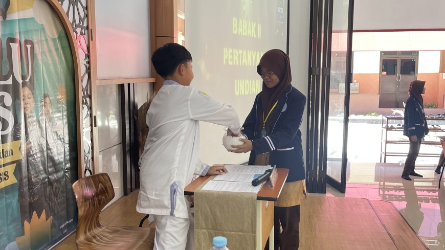 Debat Sengit Warnai Pemilihan Ketua dan Wakil Ketua OSIS SMP Al Muslim Tahun Ajaran 2024/2025