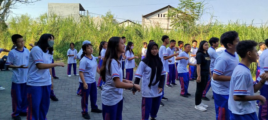 Perayaan Hari Olahraga Nasional di SD-SMP Widya Wiyata
