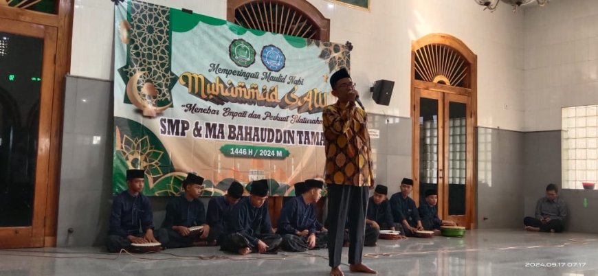 PERINGATAN MAULID NABI MUHAMMAD SAW  di SMP BAHAUDDIN TAMAN