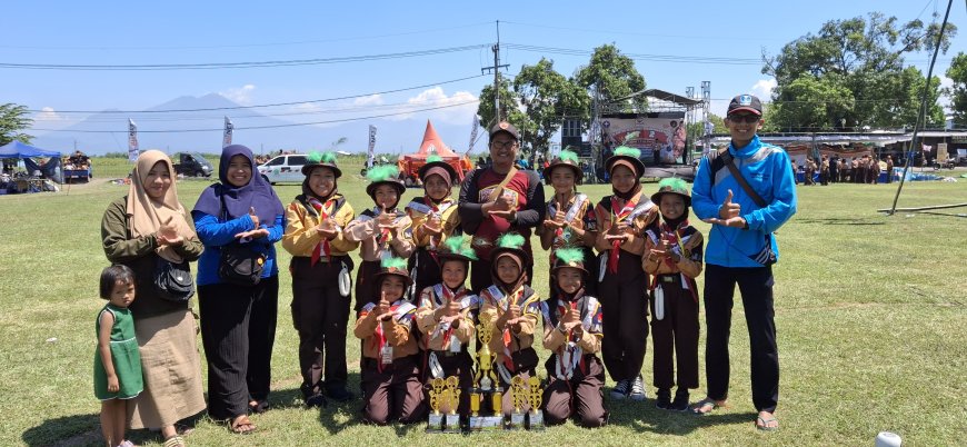 SDN Seduri 2 Raih Juara Umum pada Lomba Pramuka Tingkat II Kwarran Balongbendo Tahun 2024