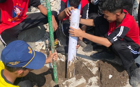 Pembuatan Lubang Biopori di SMP Negeri 1 Jabon