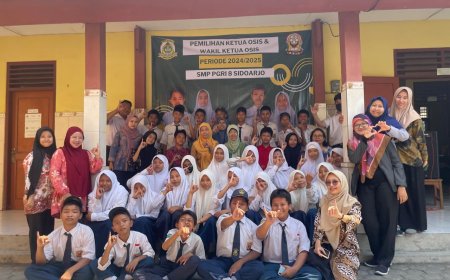 PEMILIHAN KETUA DAN WAKIL OSIS PERIODE 2024/2025 DI SMP PGRI 8 SIDOARJO : BERGERAK MAJU UNTUK TERBAIK