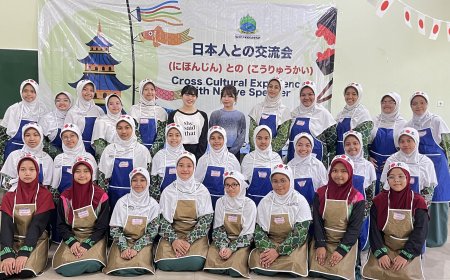 Langsung dari Jepang! Interaksi Seru Siswa-Siswi SMP Progresif dengan Native Speaker