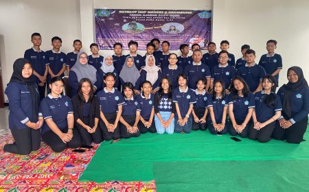 SEKOLAH TOLERANSI : SMPN 2 KREMBUNG LAKSANAKAN RETREAT BAGI PESERTA DIDIK NON MUSLIM DI TRAWAS