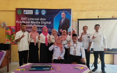 Antusias Para Guru Mengikuti Kegiatan In House Training (IHT) Literasi Dan Medsos Di SDN Semambung