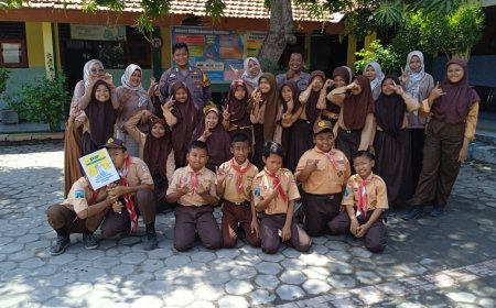 AYO STOP PERUNDUNGAN SEKARANG JUGA! SOSIALISASI  ANTI PERUNDUNGAN DI SDN SEMAMBUNG JABON BERSAMA BAPAK POLISI KEREN