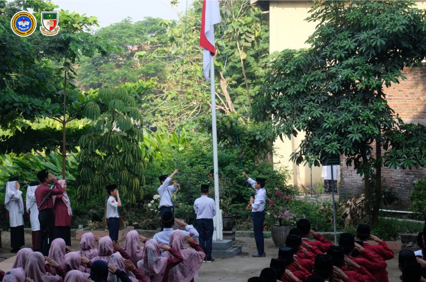 Upacara Hari Kesaktian Pancasila di SMP Bilingual Terpadu 2