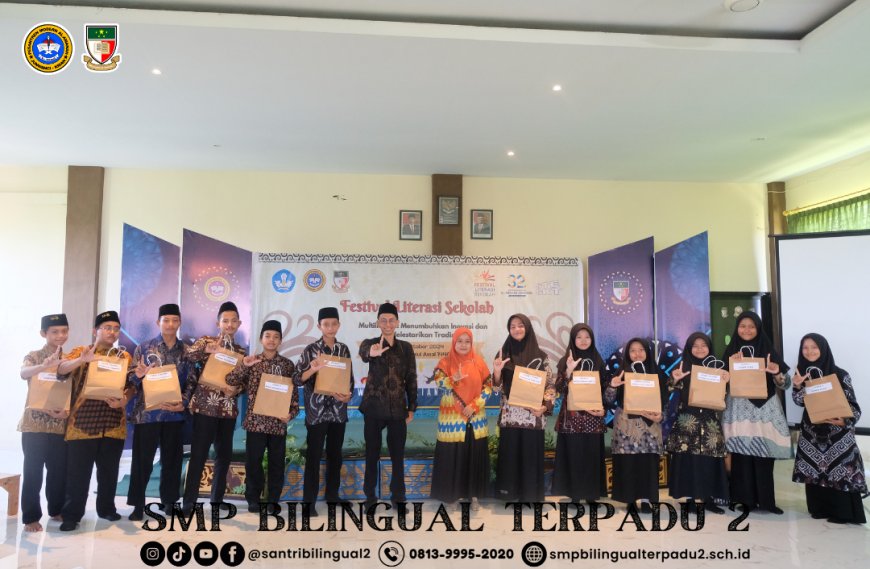 Puncak Festival Literasi Sekolah di SMP Bilingual Terpadu 2