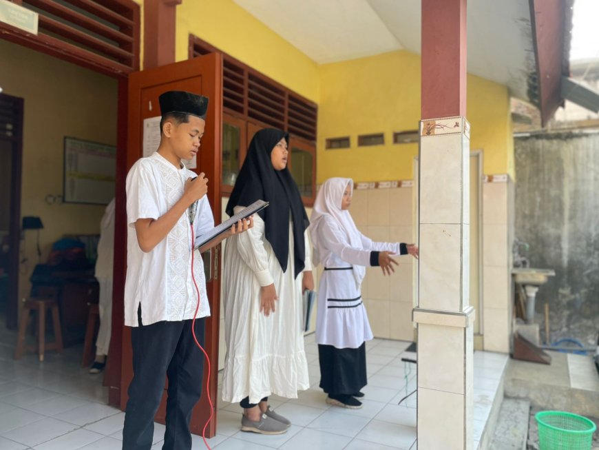 HARI SANTRI NASIONAL 2024 "Menyambung Juang, Merengkuh Masa Depan" DI SMP PGRI 8 SIDOARJO