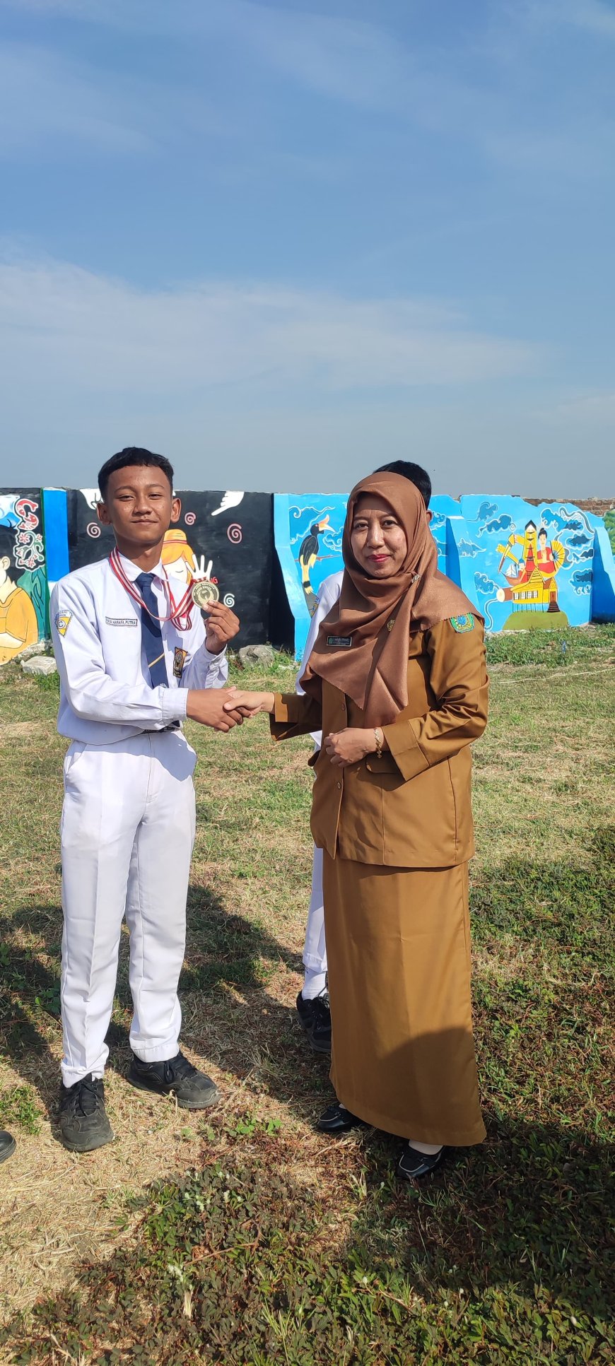 Tim Jujitsu SMPN 1 Prambon Raih Juara: Semangat dan Kerja Keras Berbuah Manis!