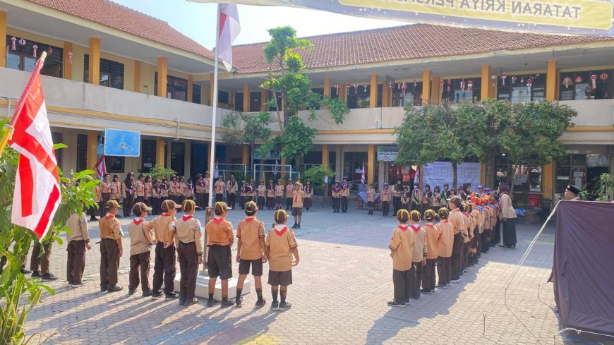 Bangkitkan Tunas Muda, Tangguh, Mandiri, dan Kreatif Melalui Kegiatan Persari SDN Sidokare 4 Tahun 2024