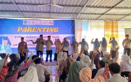 Parenting Session SMP Negeri 1 Balongbendo: “3 Pilar Sukses Mendidik Anak”