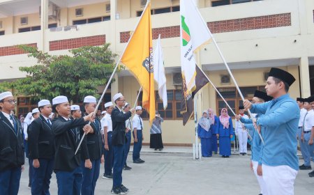 Pengukuhan  OSIS dan Upacara Hari Pahlawan SMP Islam As Sakinah