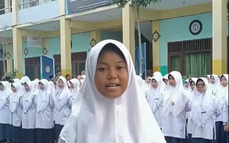 Perayaan Hari Guru Nasional 2024 di SMP Bilie