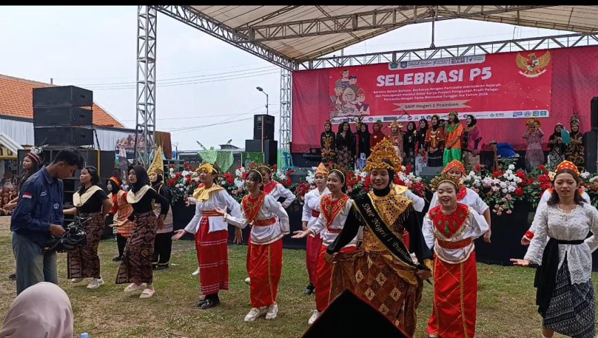 Semarak Selebrasi Projek Penguatan Profil Pelajar Pancasila (P5) di SMP Negeri 1 Prambon