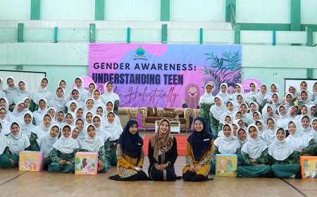 Gender Awareness: Cetak Generasi Perempuan Cerdas dan Berdaya di SMP Progresif Bumi Shalawat