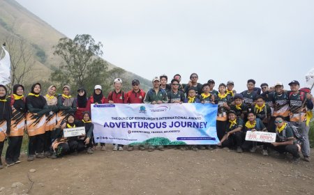 Adventurous Journey IIS SMP Progressive Bumi Shalawat, Taklukkan Puncak Gunung Bekel, Jelajahi Alam, Raih Mimpi