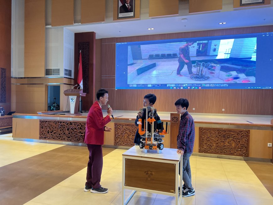 Field Trip ke Politeknik Elektronika Negeri Surabaya (PENS): Menggali Inspirasi Teknologi